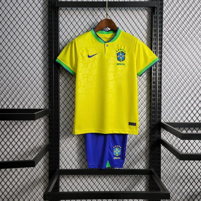 Camiseta y Pantalones para niños - Brasil  22/23