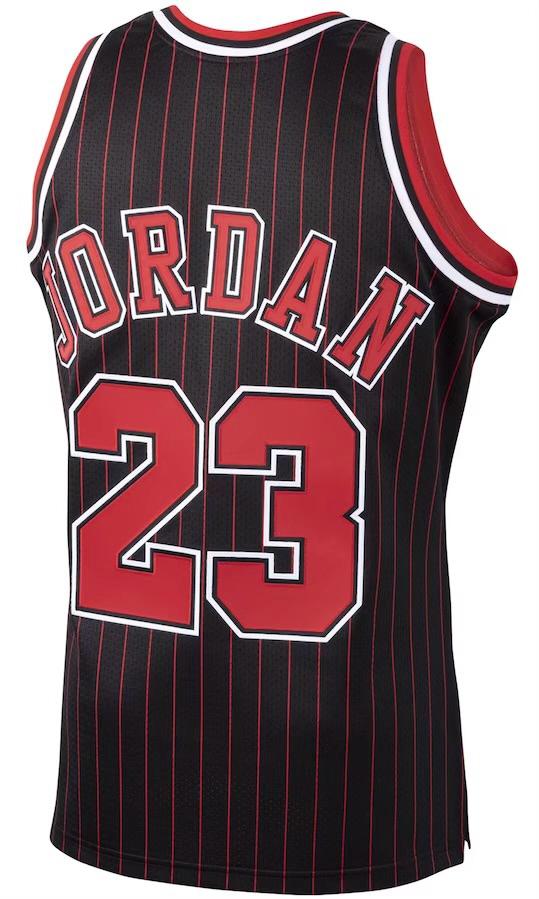 Chicago Bulls Michael Jordan Black 1995/96 Jersey