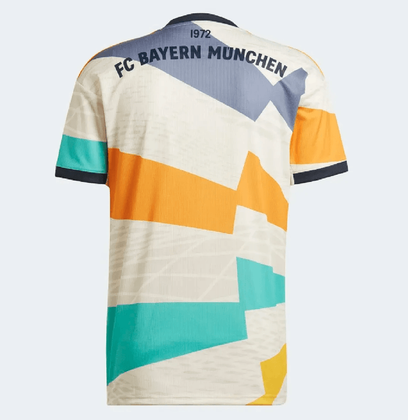 Camiseta Bayern de Múnich  23/24