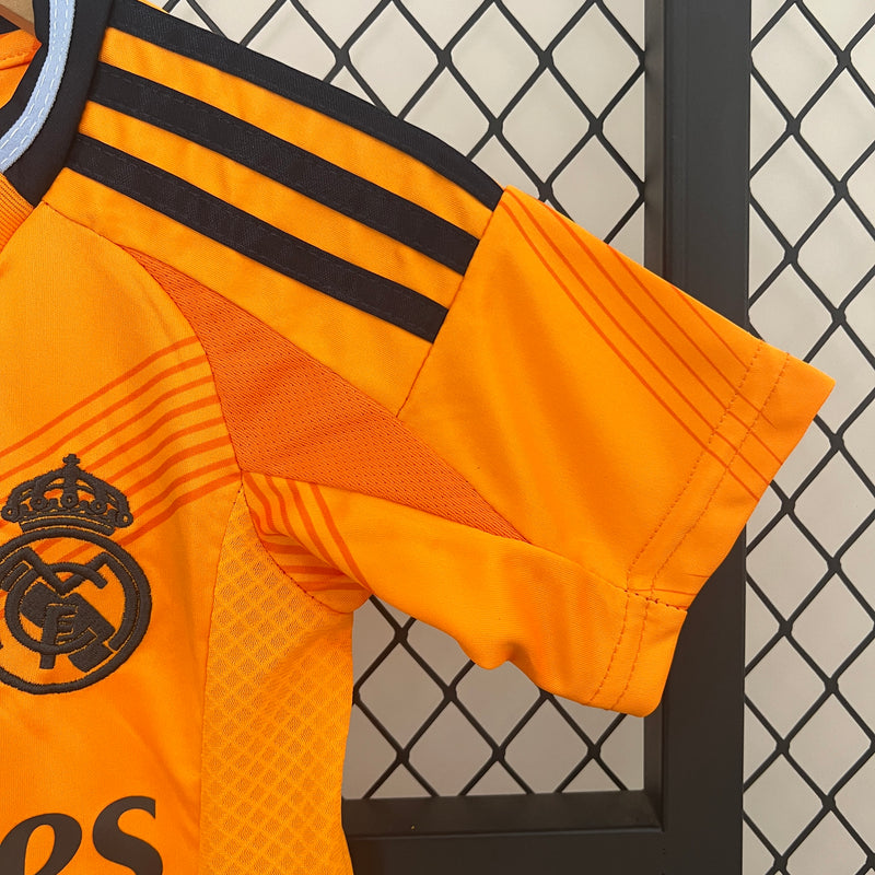 Camiseta y Pantalones para niños Real Madrid 24/25 Segunda Equipacion - Naranja