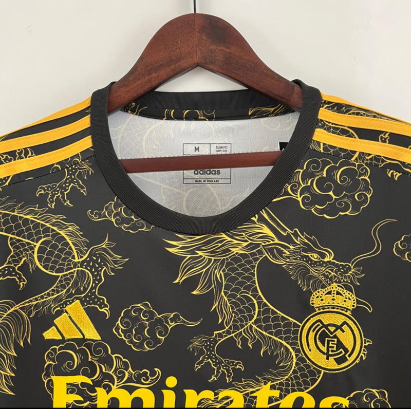 Camiseta Real Madrid 23/24 Edición Especial - Negro/Dorado