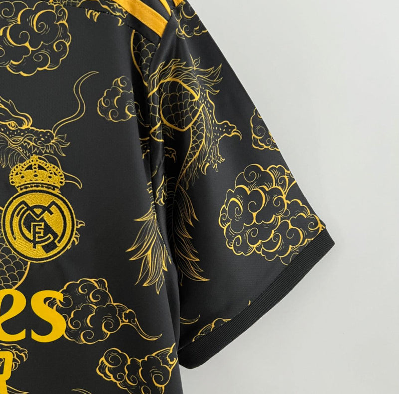 Camiseta Real Madrid 23/24 Edición Especial - Negro/Dorado