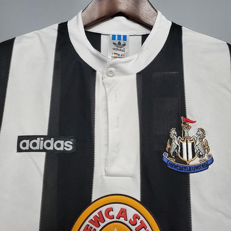 Camiseta Newcastle Retro 1995/1997 - Negro/Blanco