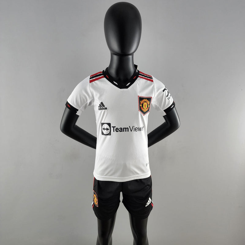 Camiseta y Pantalones para niños Manchester United Away 22/23